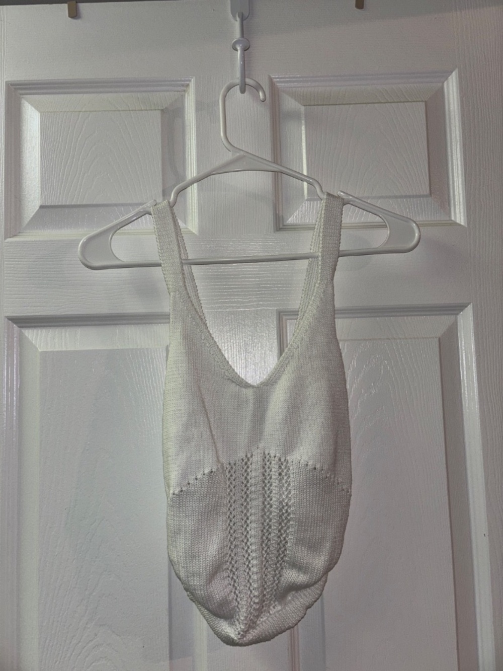 Forever 21 - White Tank Top - Size: S